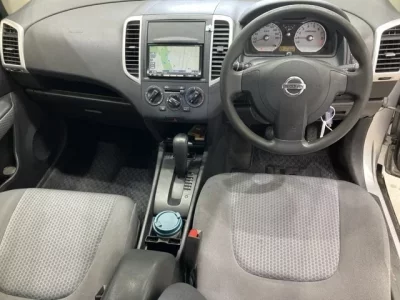 Nissan WINGROAD