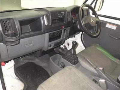 Mitsubishi MINICAB TRUCK