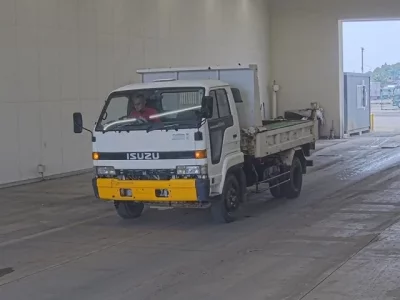 Isuzu JUSTON