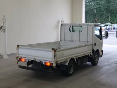 Nissan ATLAS