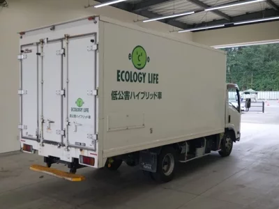 Isuzu TRUCK