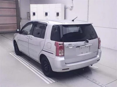 Toyota RAUM