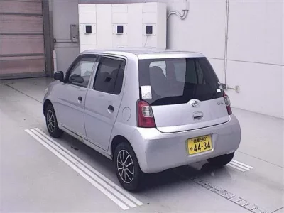 Daihatsu Esse