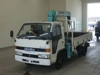 Isuzu ELF