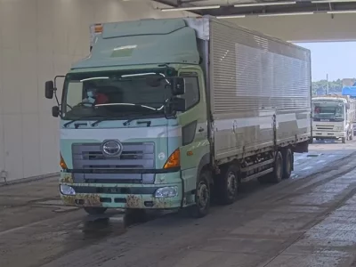 Hino PROFIA