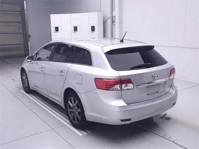 Toyota AVENSIS WAGON
