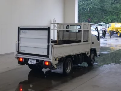 Mazda TITAN
