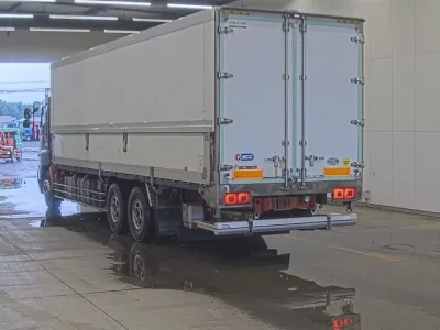 Hino TRUCK