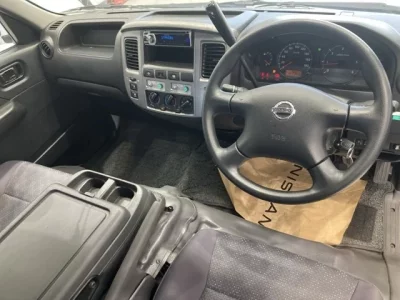 Nissan CARAVAN VAN