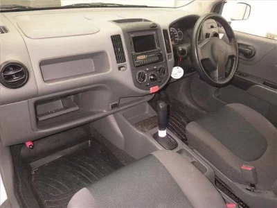 Mitsubishi LANCER VAN