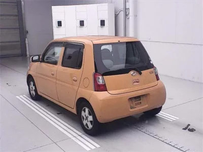 Daihatsu Esse