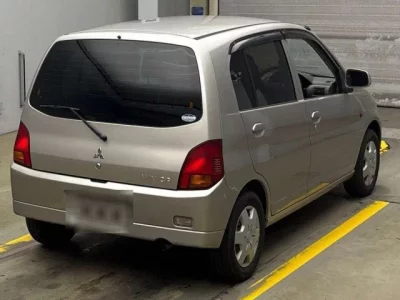 Mitsubishi MINICA