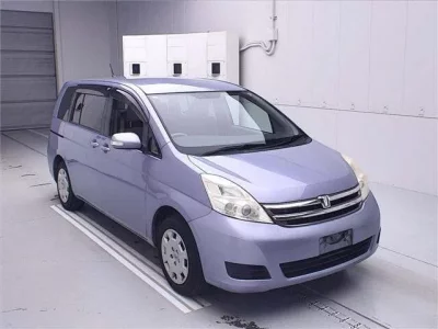 Toyota ISIS