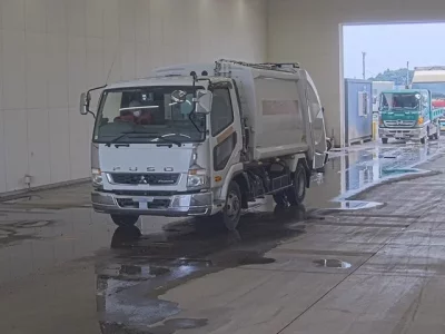 Mitsubishi FUSO FIGHTER
