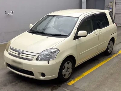 Toyota RAUM