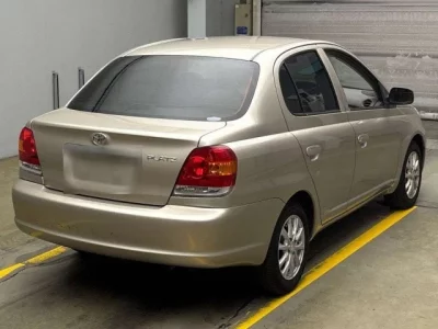 Toyota PLATZ