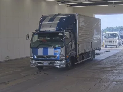 Mitsubishi FUSO FIGHTER