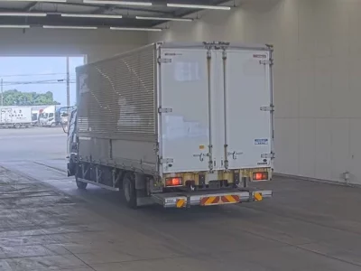 Mitsubishi FUSO FIGHTER