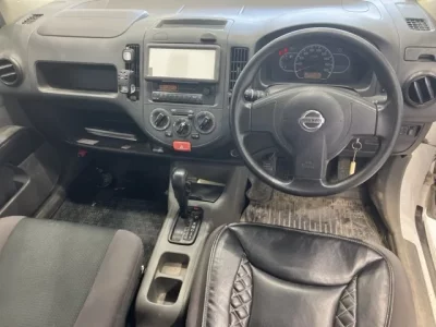 Nissan AD