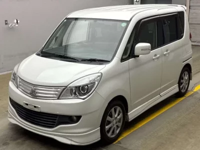 Mitsubishi DELICA D2