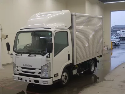 Isuzu ELF