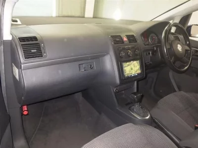 Volkswagen GOLF TOURAN