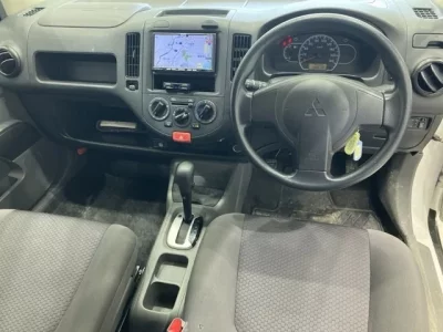 Mitsubishi LANCER VAN
