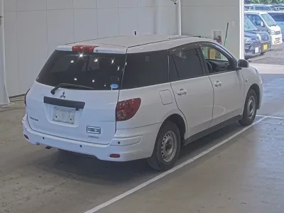 Mitsubishi LANCER VAN