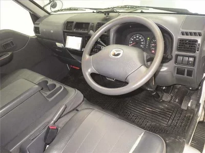 Mazda BONGO VAN