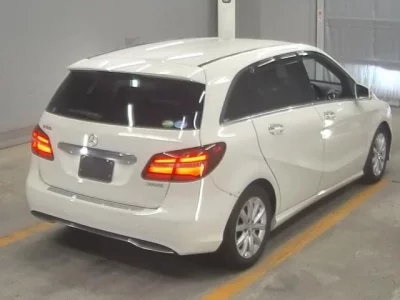 Mercedes-Benz B CLASS