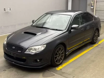 Subaru LEGACY B4