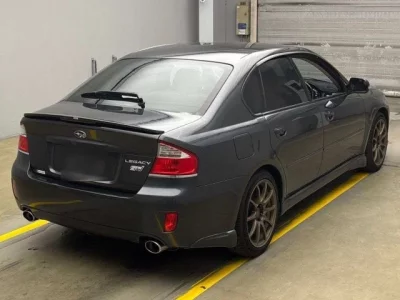 Subaru LEGACY B4