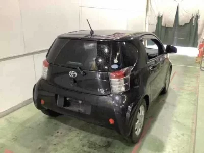 Toyota IQ