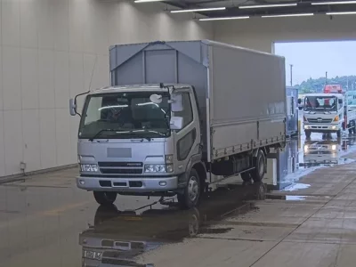 Mitsubishi FUSO FIGHTER