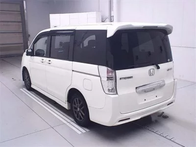 Honda STEP WAGON
