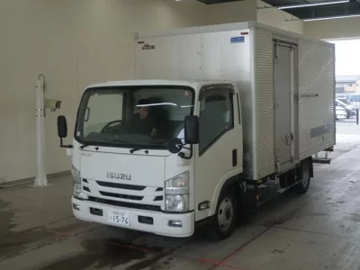 Isuzu ELF