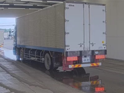 Hino TRUCK