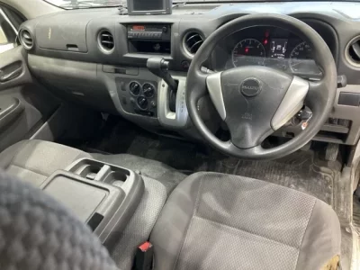 Isuzu COMO
