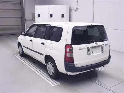 Toyota SUCCEED