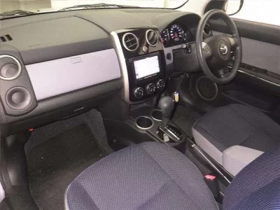 Mazda VERISA