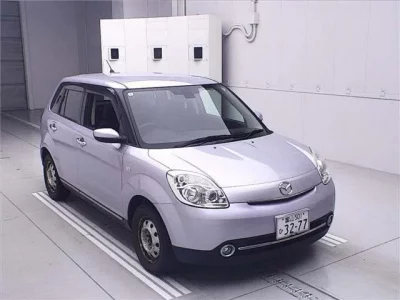 Mazda VERISA