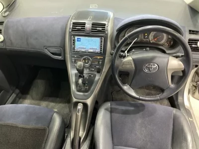 Toyota BLADE