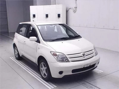 Toyota IST