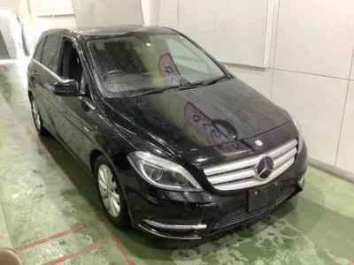 Mercedes-Benz B CLASS