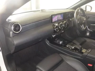 Mercedes-Benz CLA CLASS