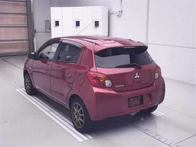 Mitsubishi MIRAGE