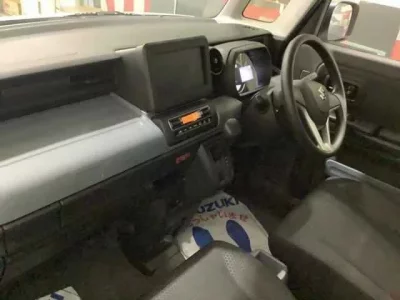 Suzuki SPACIA BASE