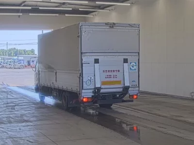 Mitsubishi FUSO FIGHTER