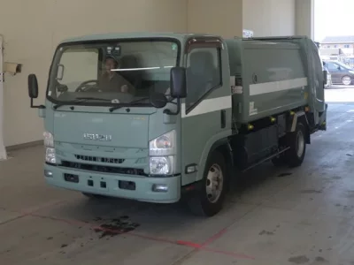 Isuzu ELF