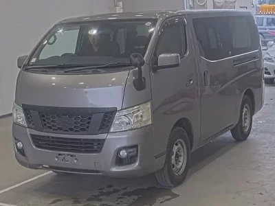 Isuzu COMO